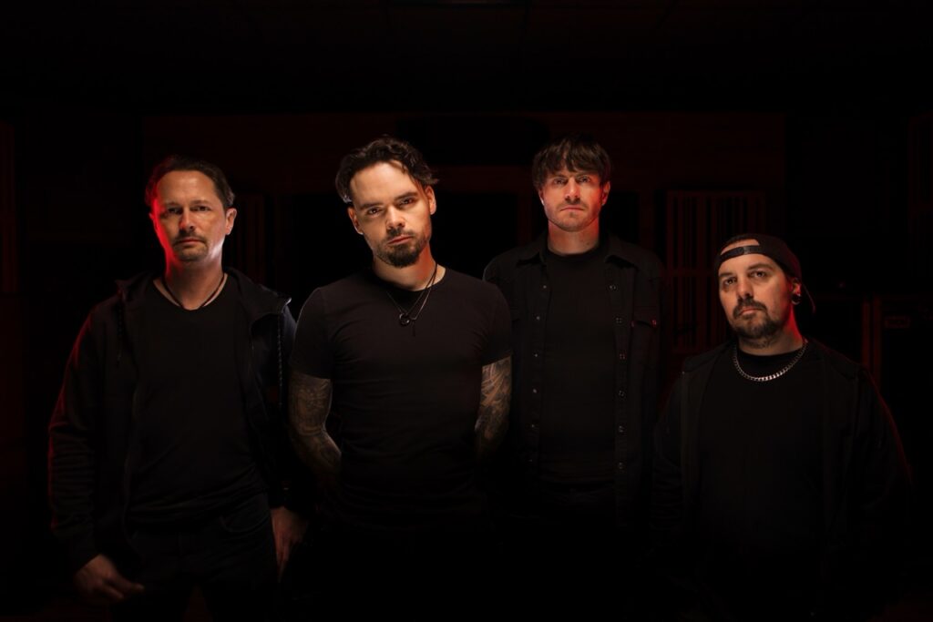 DUST IN MIND Credit Psyrus Studio Grande